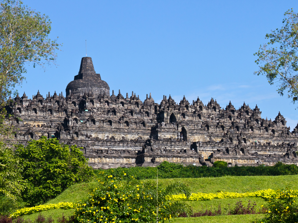 Why Choose Overland Tours for Your Indonesian Adventure?